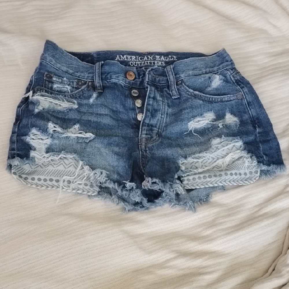 American Eagle Outfitters Frayed High-Rise Denim Shorts - Blue
